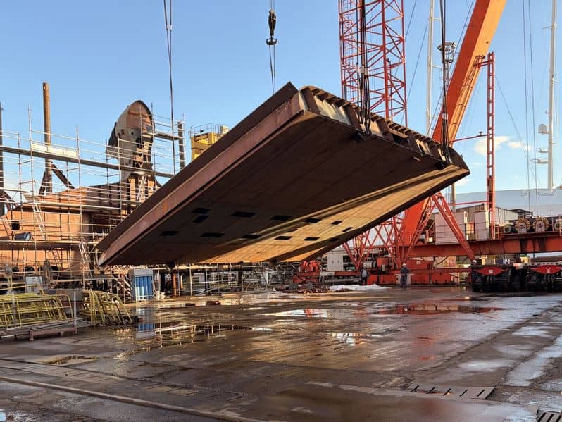 Miaraka pose de la quille